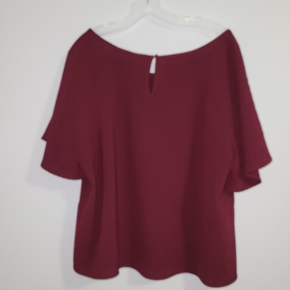 Torrid Crepe Flutter-Sleeve Crop Top - Picture 4 of 5